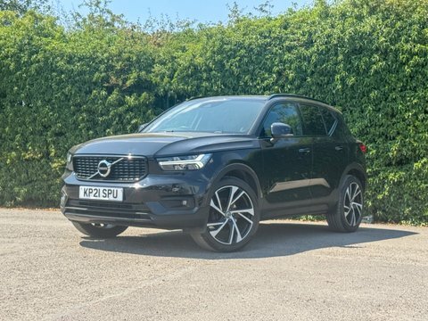 Volvo XC40 1.5 T3 R-design KP21SPU Black #2