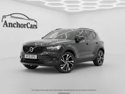 Volvo XC40 1.5 T3 R-design KP21SPU Black