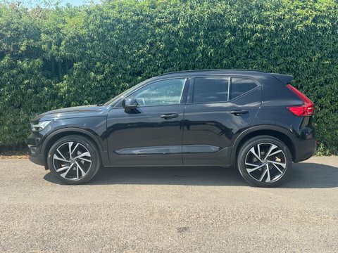Volvo XC40 1.5 T3 R-design KP21SPU Black #6