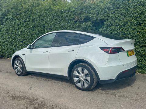 Tesla Model Y Dual Motor Long AJ71CCN White #6