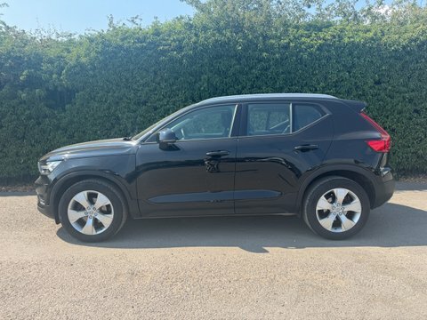 Volvo XC40 2.0 D3 Momentum AP19OKO Black #6