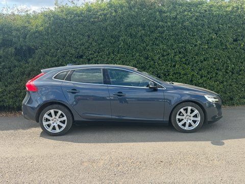 Volvo V40 2.0 T2 Inscription Blue #4