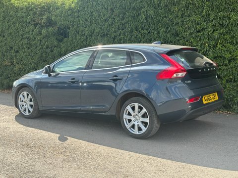 Volvo V40 2.0 T2 Inscription Blue #6