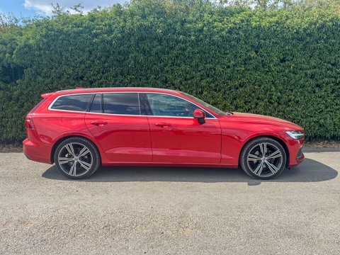 Volvo V60 2.0 D4 Inscription CY18KUN Red #4