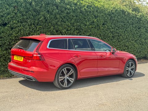 Volvo V60 2.0 D4 Inscription CY18KUN Red #3