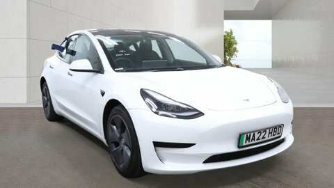 Tesla Model 3 Standard Range Plus White