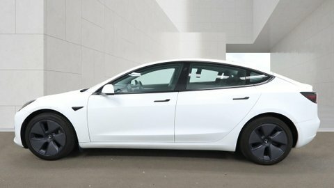 Tesla Model 3 Standard Range Plus MA22HBD White #6