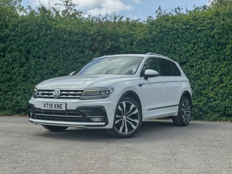 Volkswagen Tiguan 2.0 Tdi R-line VT19XNE White #2
