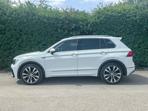 Volkswagen Tiguan 2.0 Tdi R-line VT19XNE White #6