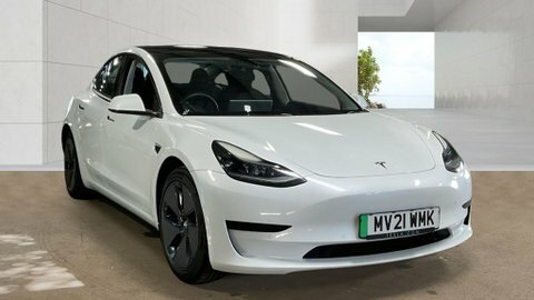 Tesla Model 3 Standard Range Plus White