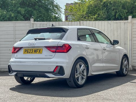 Audi A1 1.0 Tfsi 30 PG23MFX White #5