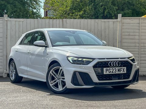 Audi A1 1.0 Tfsi 30 PG23MFX White #4