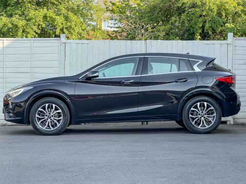Infiniti Q30   #7