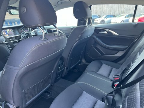Infiniti Q30   #15