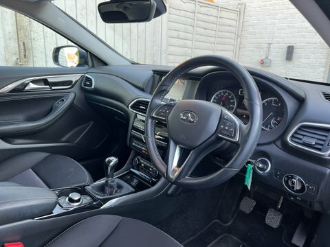 Infiniti Q30   #10