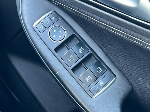 Infiniti Q30   #36