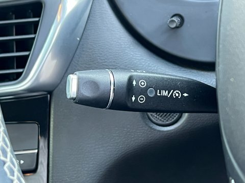 Infiniti Q30   #23