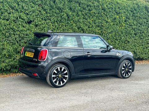 Mini Hatch Cooper Se 32.6Kwh AE70GRX Black #3