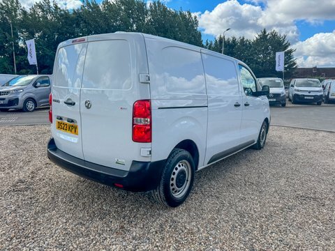 Vauxhall Vivaro Swb L1h1 Low DS23KPV White #6