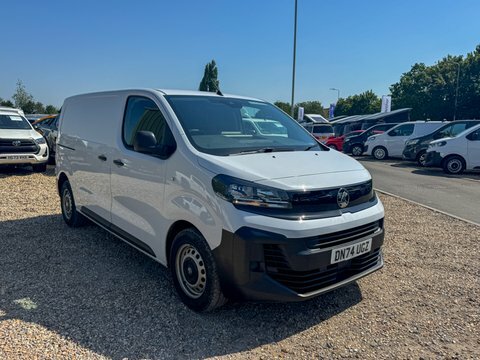 Vauxhall Vivaro Swb L1h1 Low DN74UGZ White #4