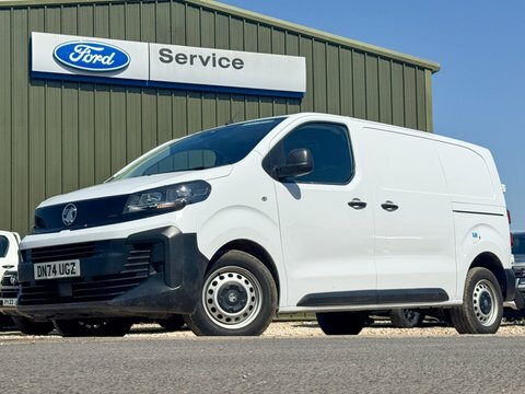 Vauxhall Vivaro Swb L1h1 Low White