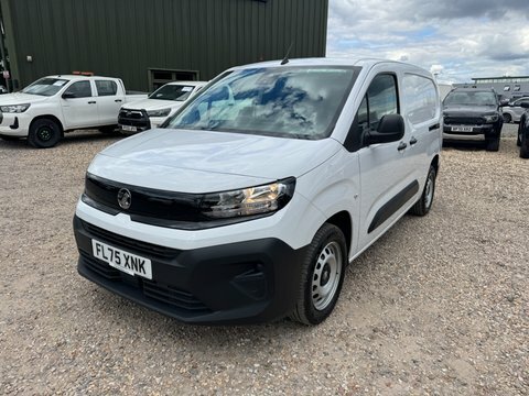 Vauxhall Combo Crew Cab Lwb FL75XNK White #2