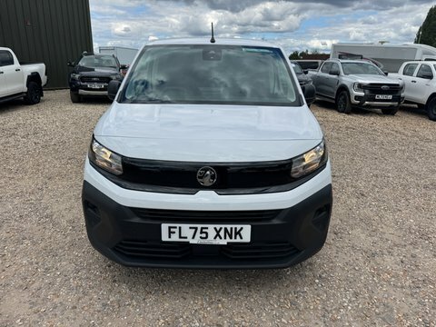Vauxhall Combo Crew Cab Lwb FL75XNK White #3
