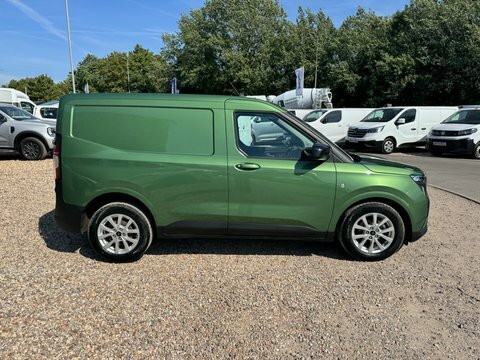 Ford Transit Courier Swb L1h1 MD24SUV Green #2