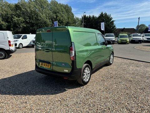 Ford Transit Courier Swb L1h1 MD24SUV Green #3