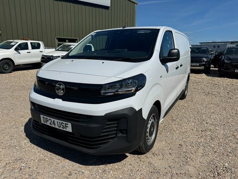 Vauxhall Vivaro Swb L1h1 Low DP24USF White #2