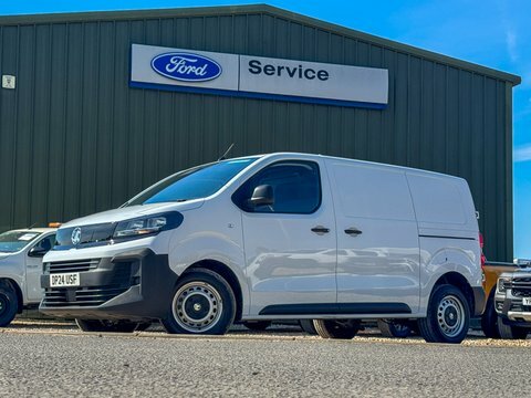 Vauxhall Vivaro Swb L1h1 Low White