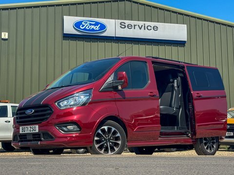 Ford Transit Custom Crew Cab BD71ZSO Red