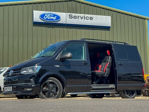 Volkswagen Transporter Sportline Crew Cab Black