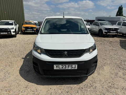 Peugeot Partner Swb L1h1 Low YL23FSJ White #3