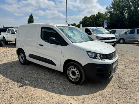 Peugeot Partner Swb L1h1 Low YL23FSJ White #4