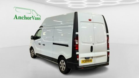 Renault Trafic Lwb L2h2 High White #6