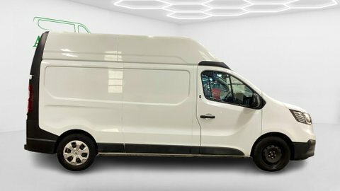 Renault Trafic Lwb L2h2 High White #3