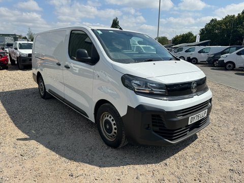 Vauxhall Vivaro Lwb L2h1 Low DY75LLP White #4