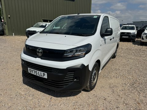 Vauxhall Vivaro Lwb L2h1 Low DY75LLP White #2