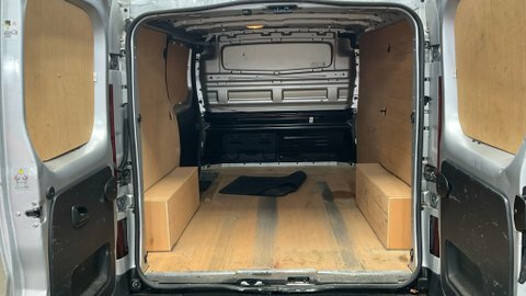 Renault Trafic Swb L1h1 Silver #5