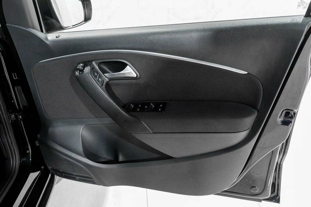 Volkswagen Polo 1.2L Match KD16JFX Black #4