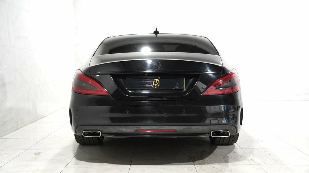 Mercedes-Benz CLS 2L Amg Line Black #6