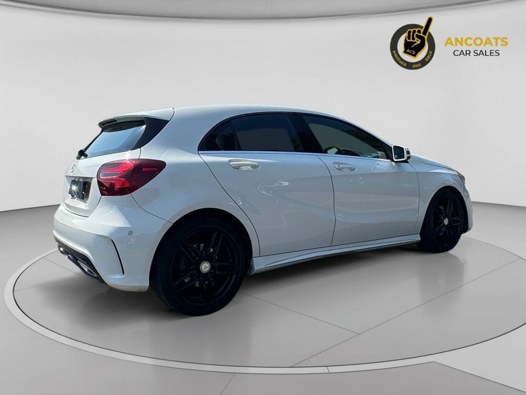 Mercedes-Benz A Class 2L Amg Line White #5