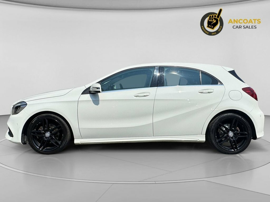Mercedes-Benz A Class 2L Amg Line White #2