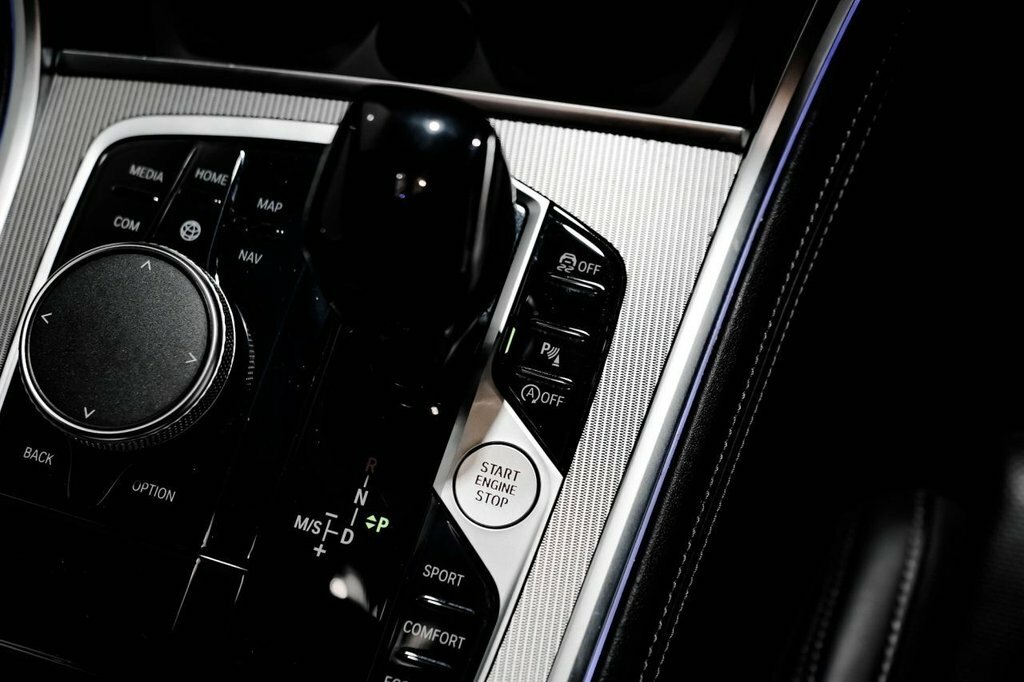 BMW 8 Series Gran Coupe 3L M Sport Black #4