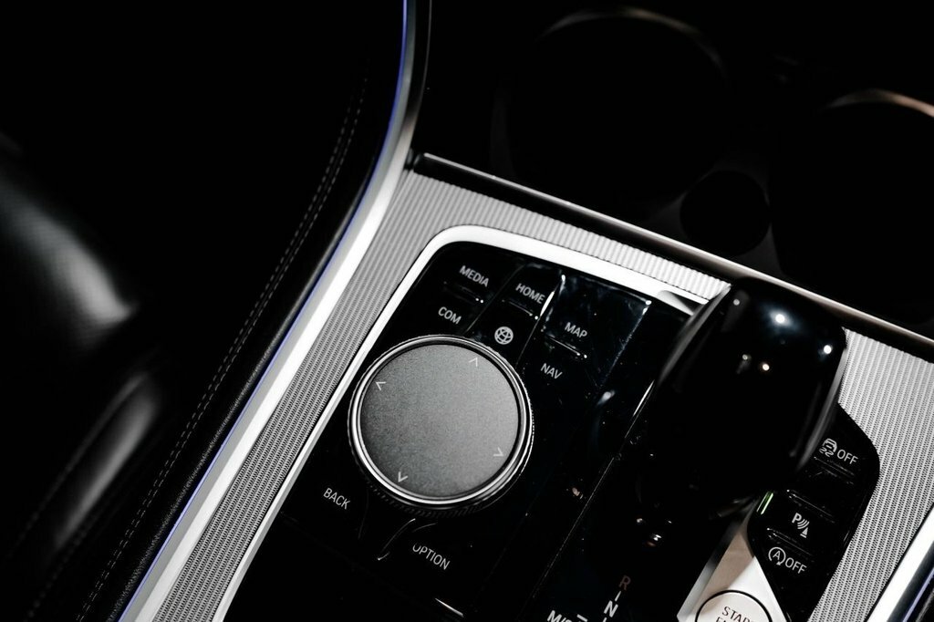 BMW 8 Series Gran Coupe 3L M Sport Black #3
