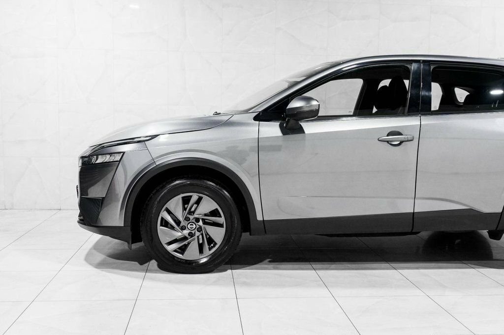 Nissan Qashqai 1.3L Acenta Premium Grey #4