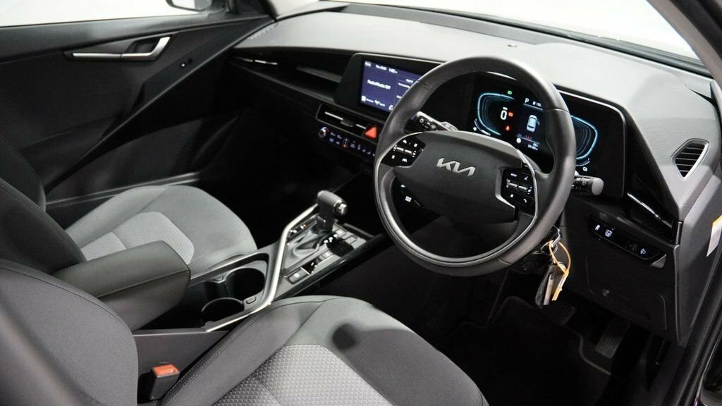 Kia Niro 1.6L 2 Black #2