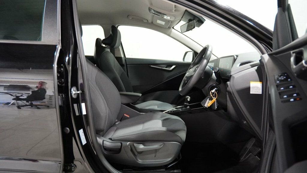 Kia Niro 1.6L 2 Black #4