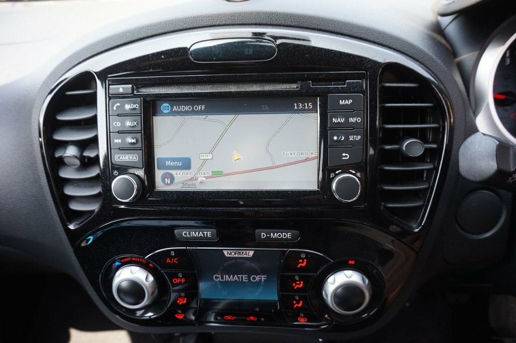 Nissan Juke 1.5L Acenta Premium VN65XDU Red #5